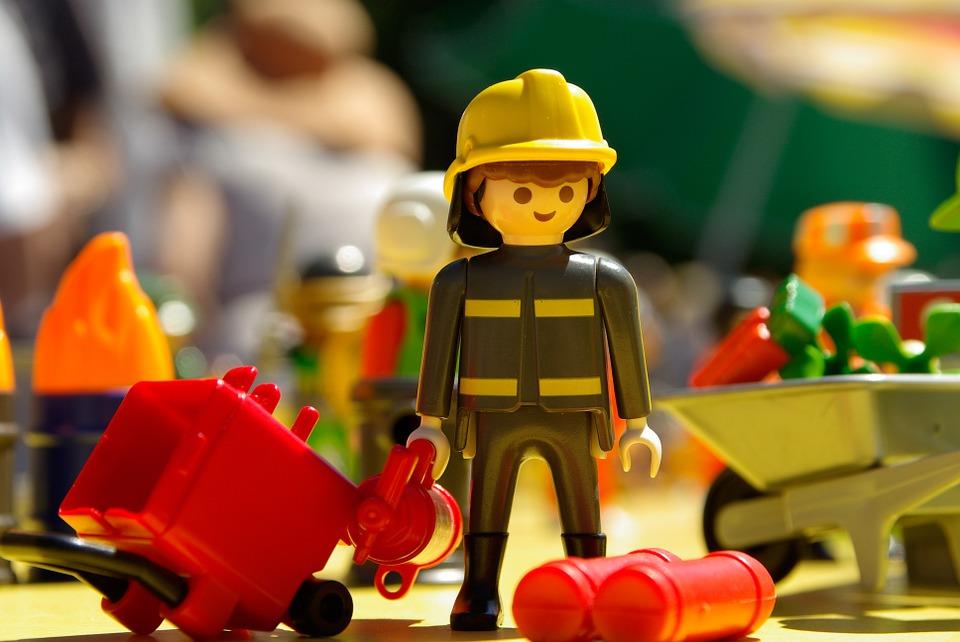 Dessin animé playmobil chantier
