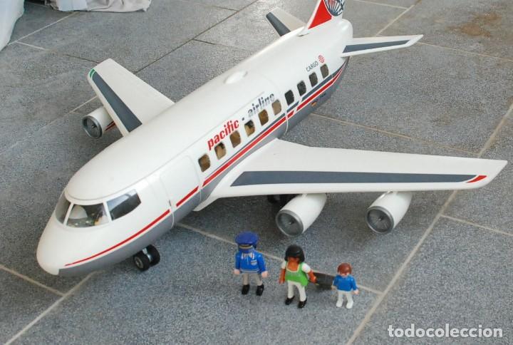 Playmobil en avion