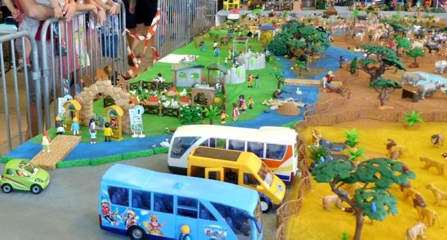 Playmobil zoo diorama