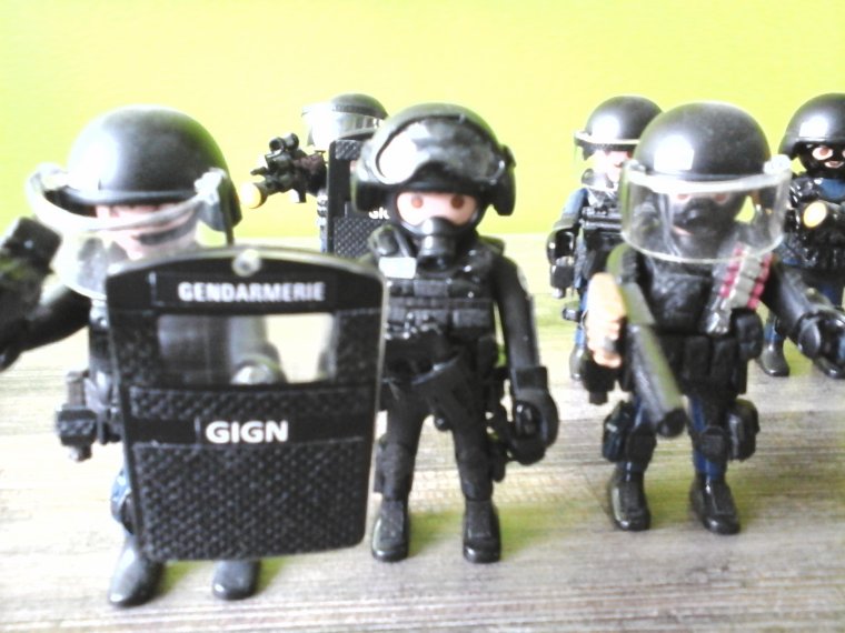 Playmobil police gign