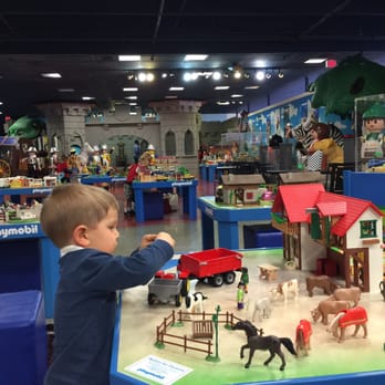 Playmobil fun park indoor