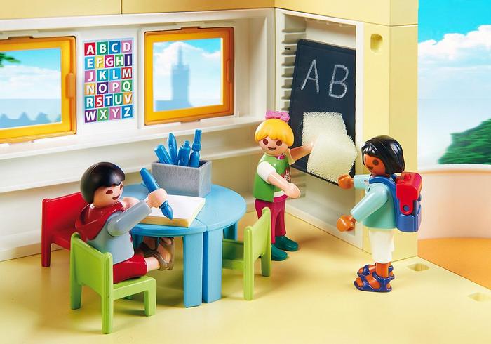 Playmobil city life kindergarten