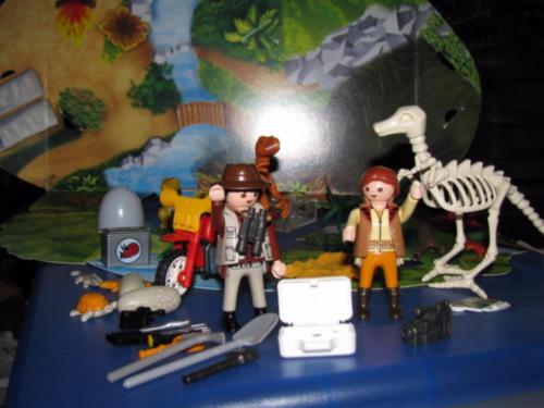 Playmobil adventskalender dino expedition