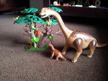 Playmobil dino met eieren