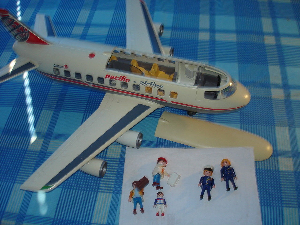 Avion playmobil 4310 neuf