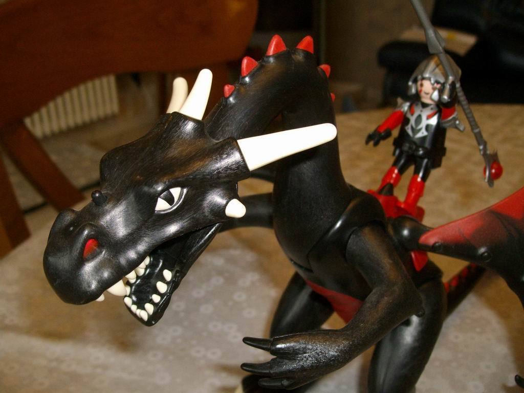 Playmobil chevalier avec grand dragon vert