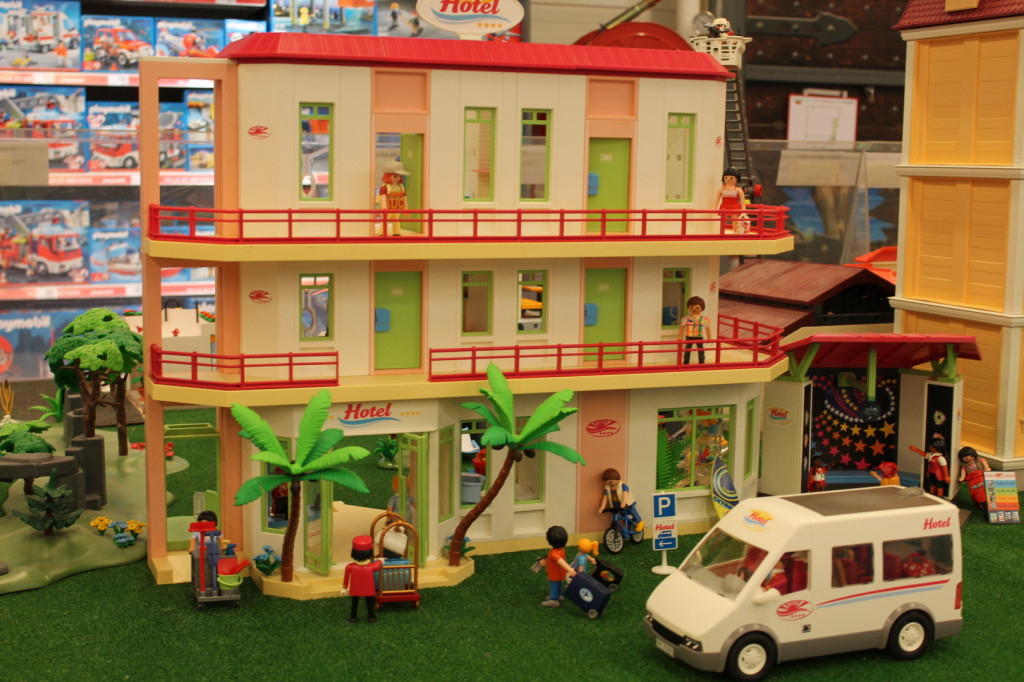 Caravane playmobil avec voiture