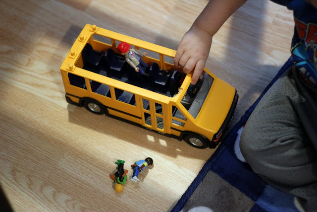 Playmobil school bus review