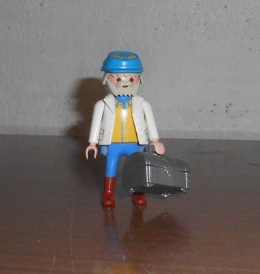 Figurine playmobil docteur