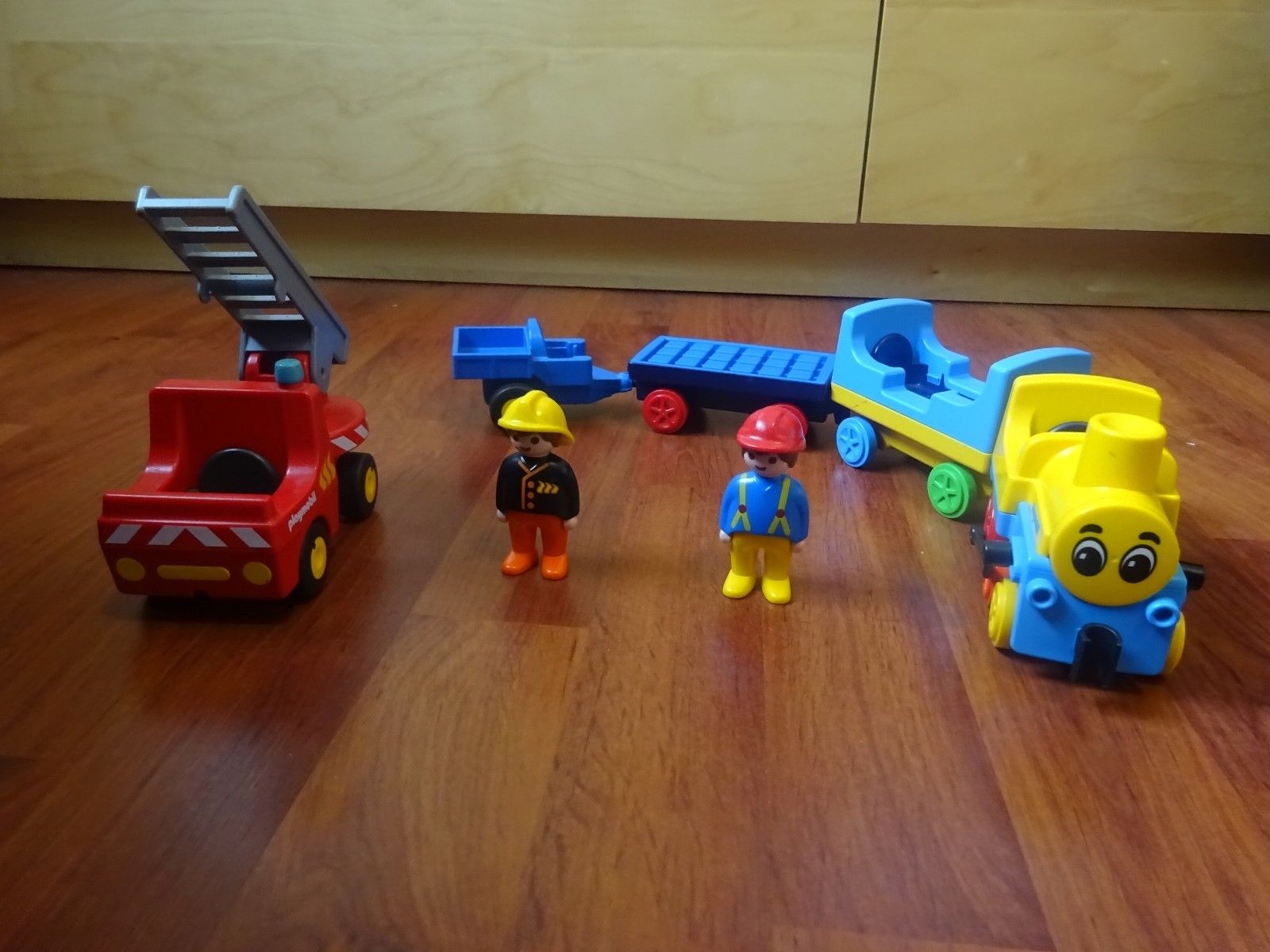 Camion pompier playmobil premier age