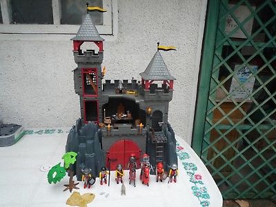 Chateau dragon playmobil le bon coin