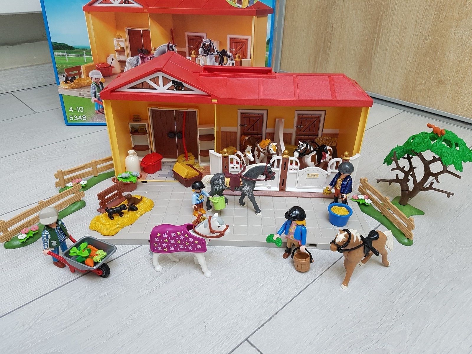 Playmobil ecurie transportable 5348