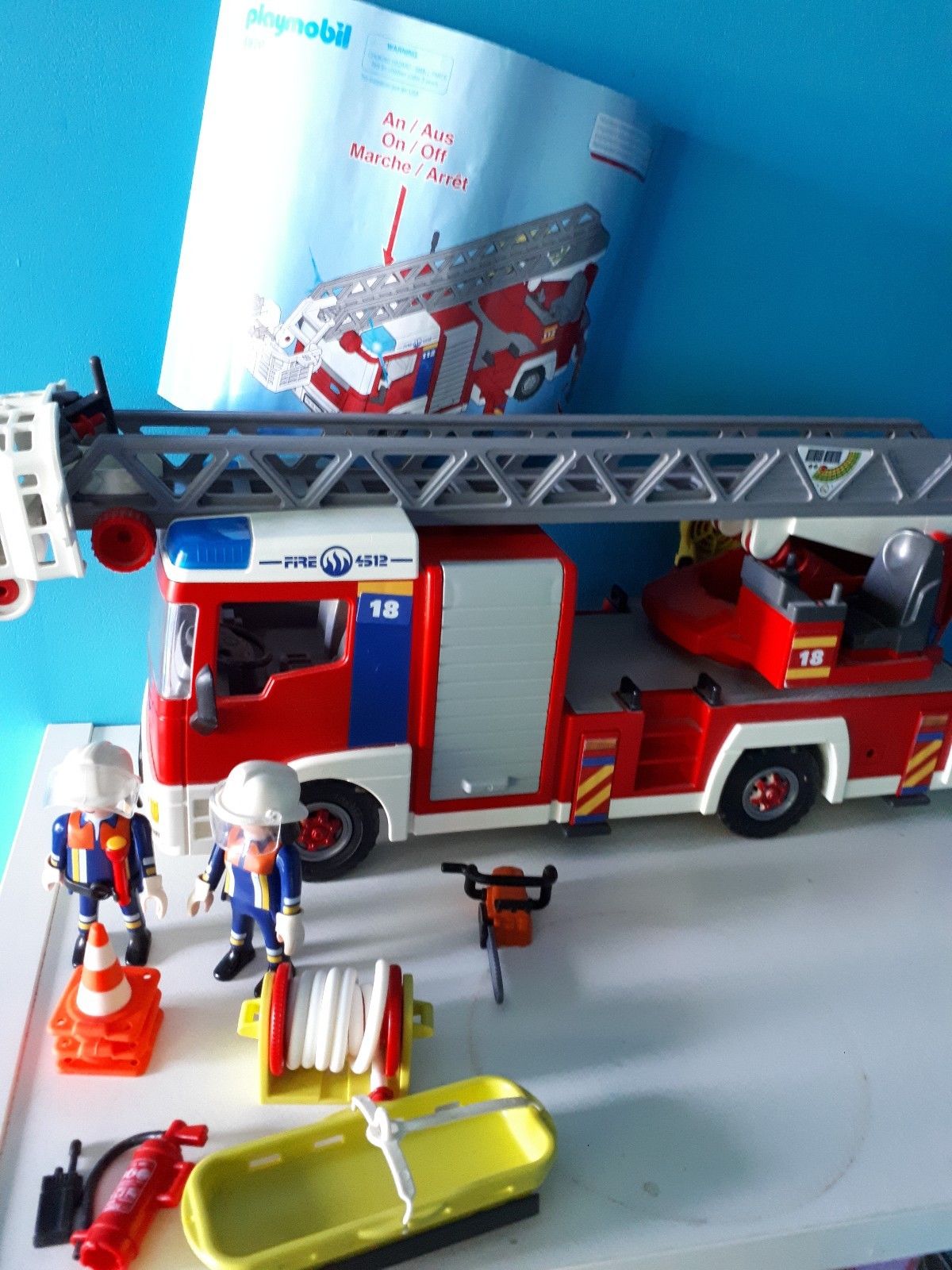 Playmobil camion de pompiers grande échelle