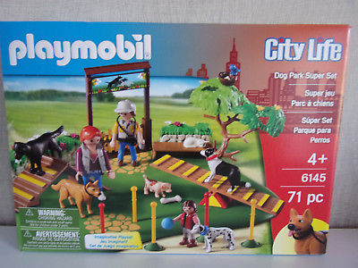 Playmobil city life superset