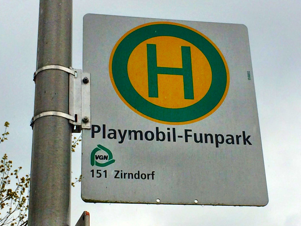 Playmobil bus mit haltestelle