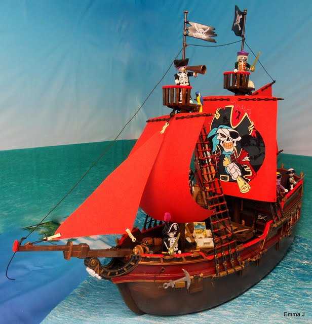 Playmobil pirate ghost ship
