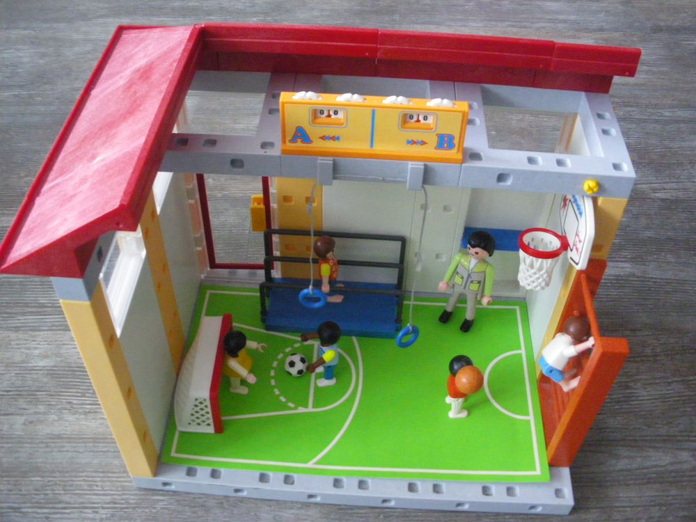 Aire de jeux playmobil paris