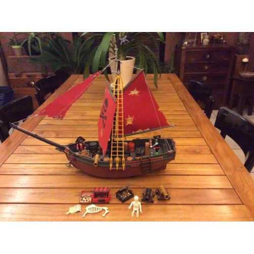 Bateau pirate playmobil pas cher