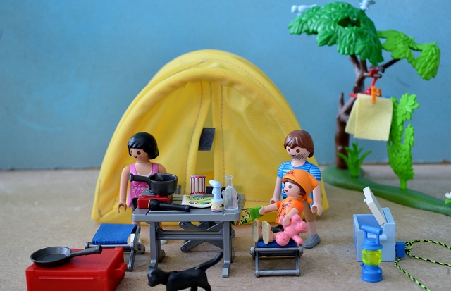 Playmobil voiturette camping
