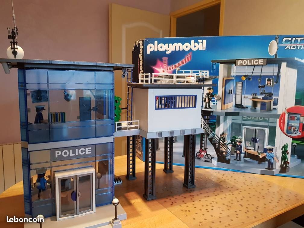 Dollhouse playmobil le bon coin