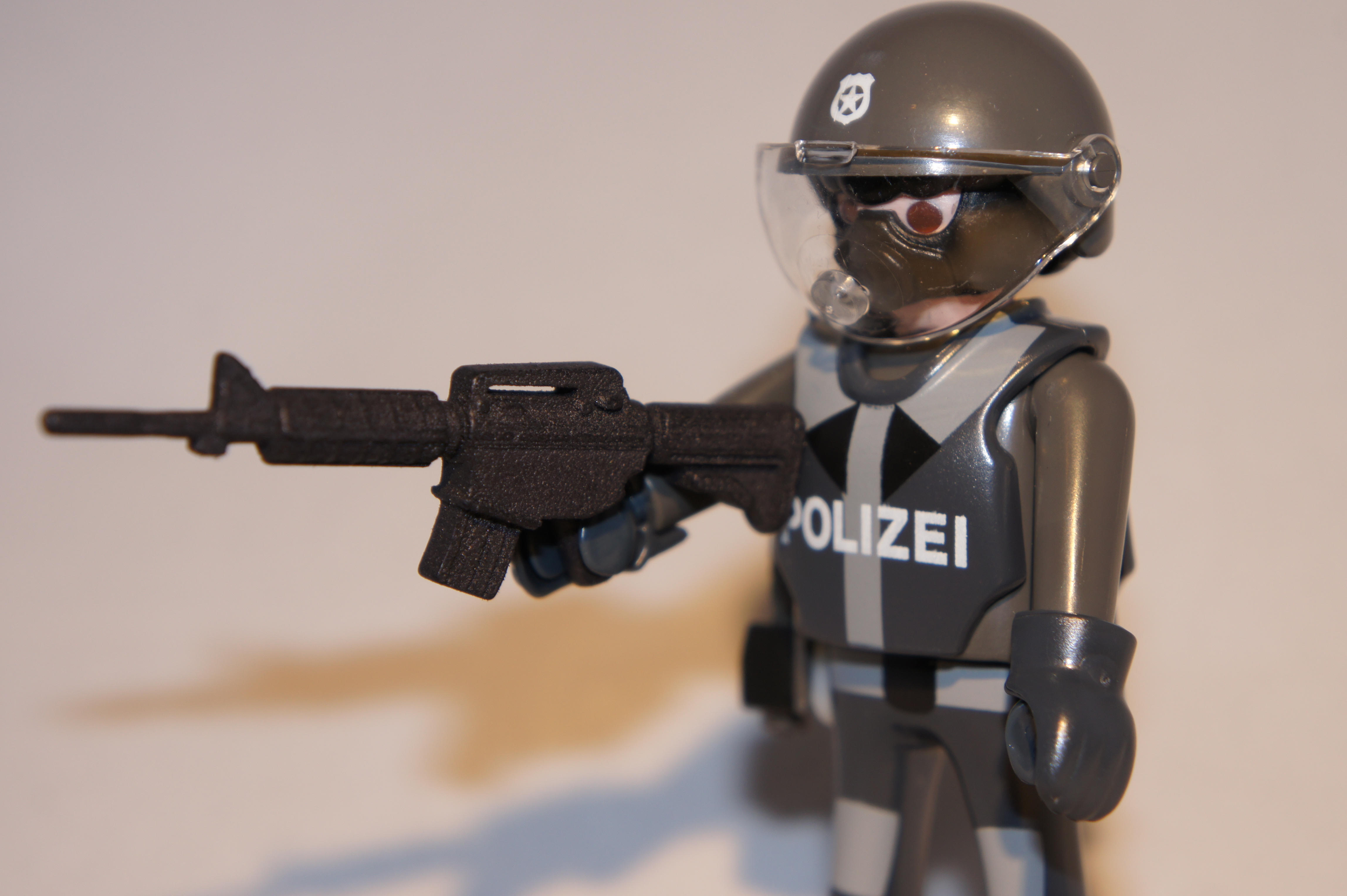 Playmobil police weapons