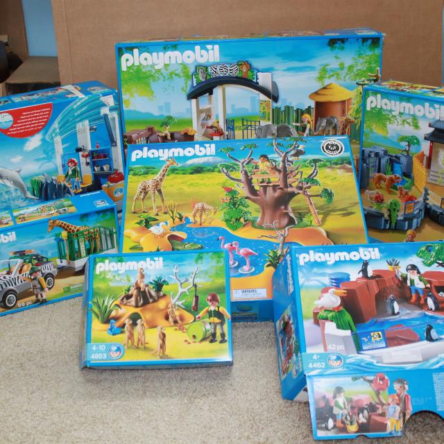 Playmobil zoo set up