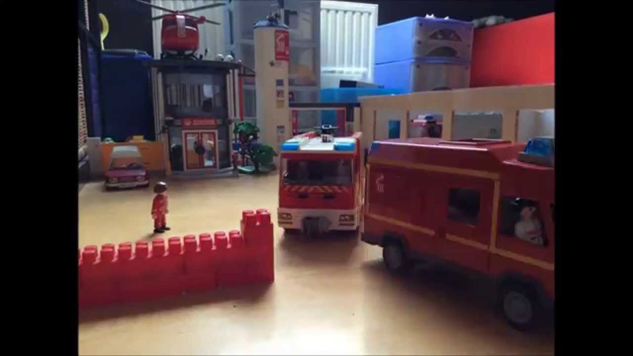 Pompier playmobil en intervention