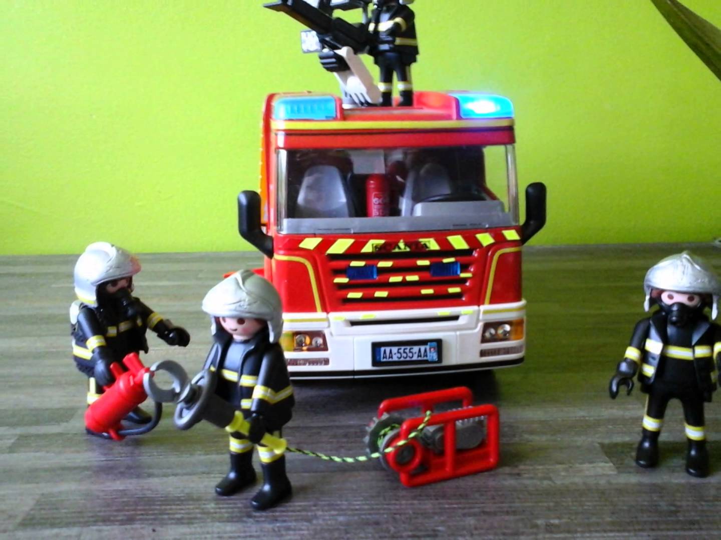 Playmobil pompier forêt