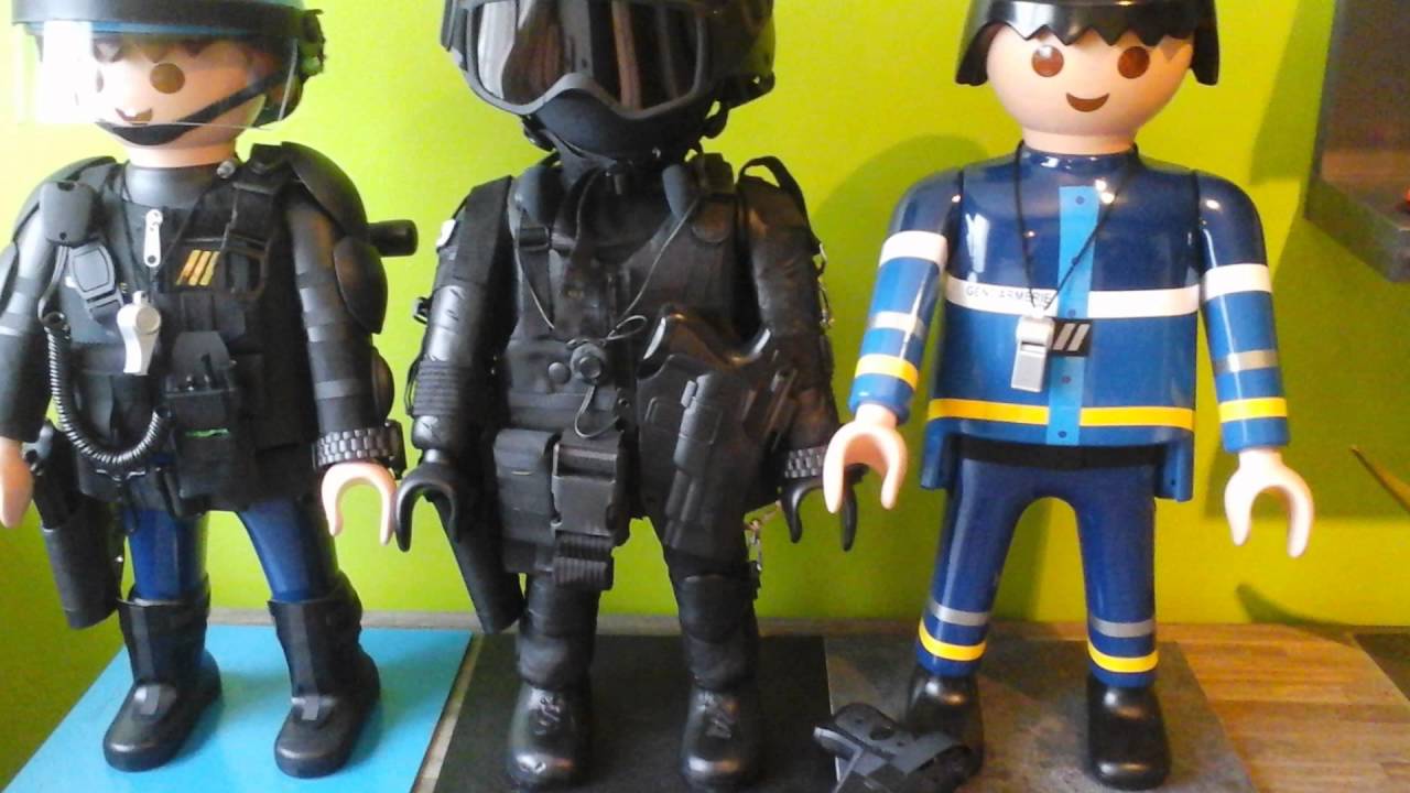 Playmobil pompier geant