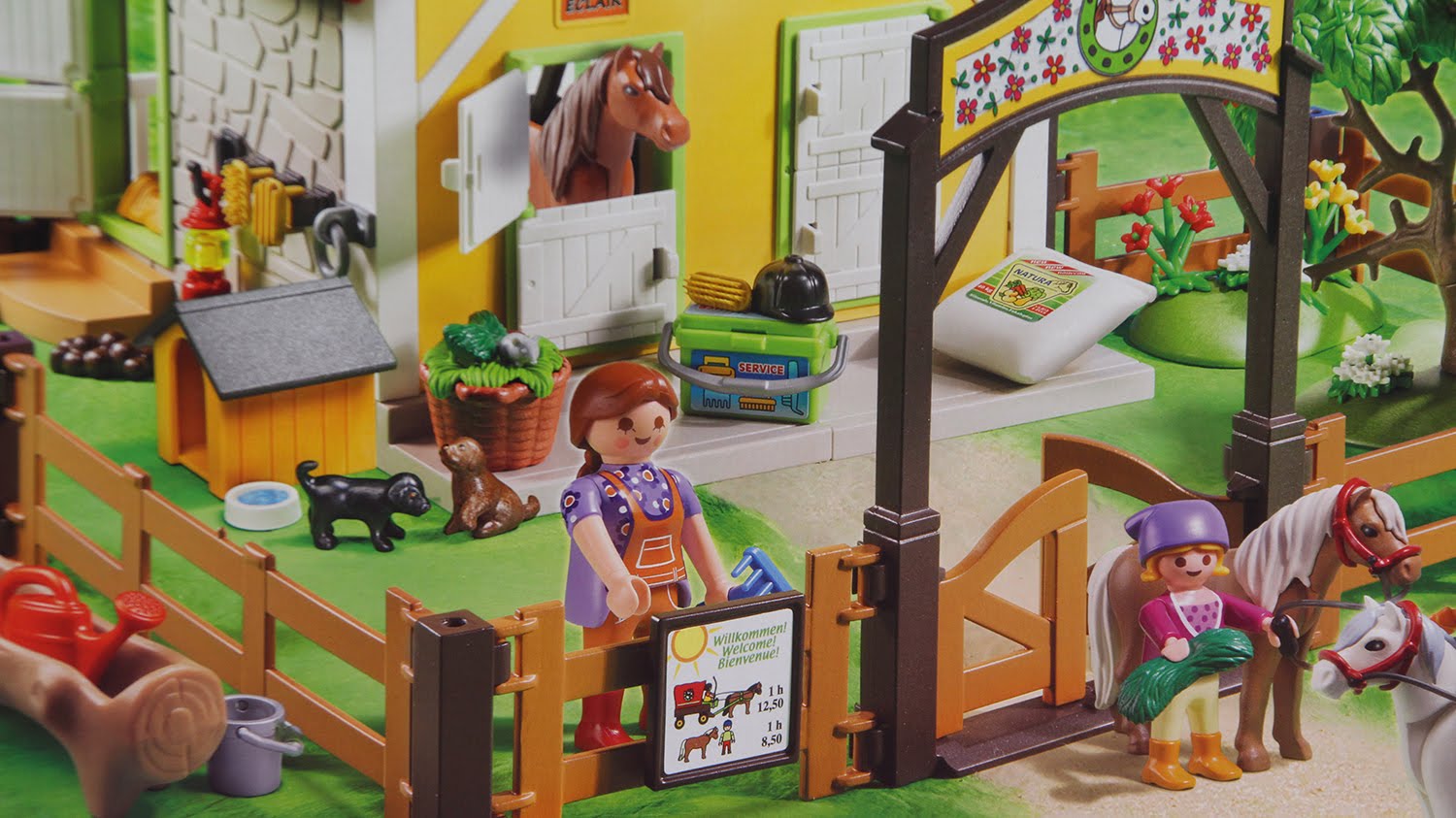 Playmobil country stajnia dla koni 5222