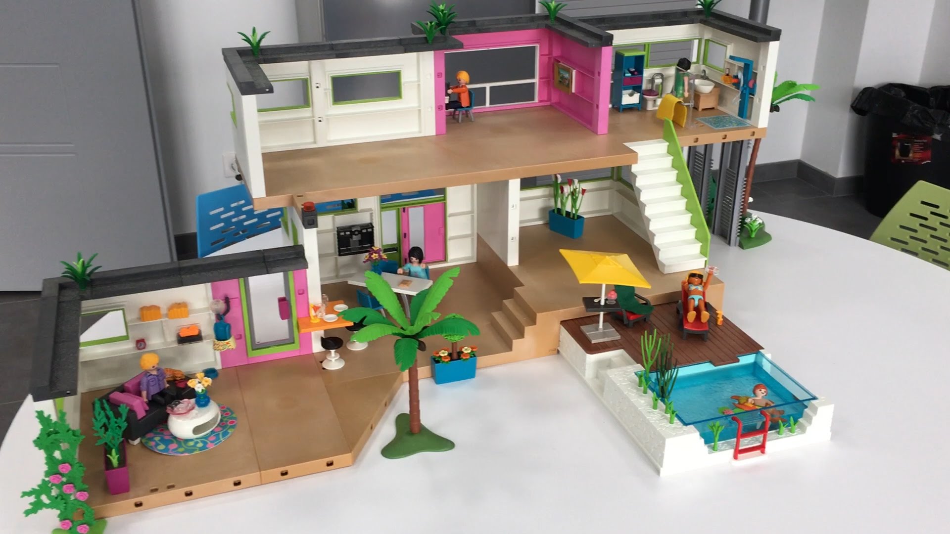 Playmobil maison moderne pub