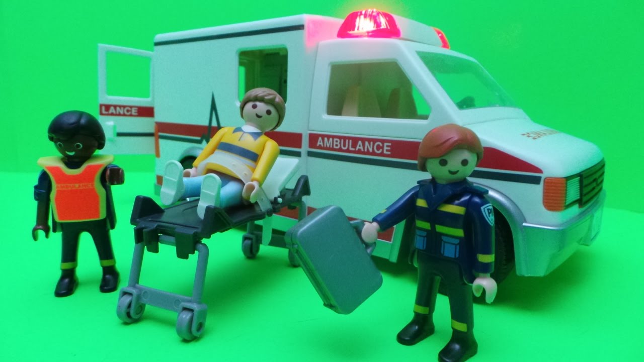 Playmobil rescue ambulance playset - 5952