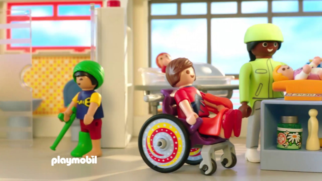 Playmobil bebe en francais