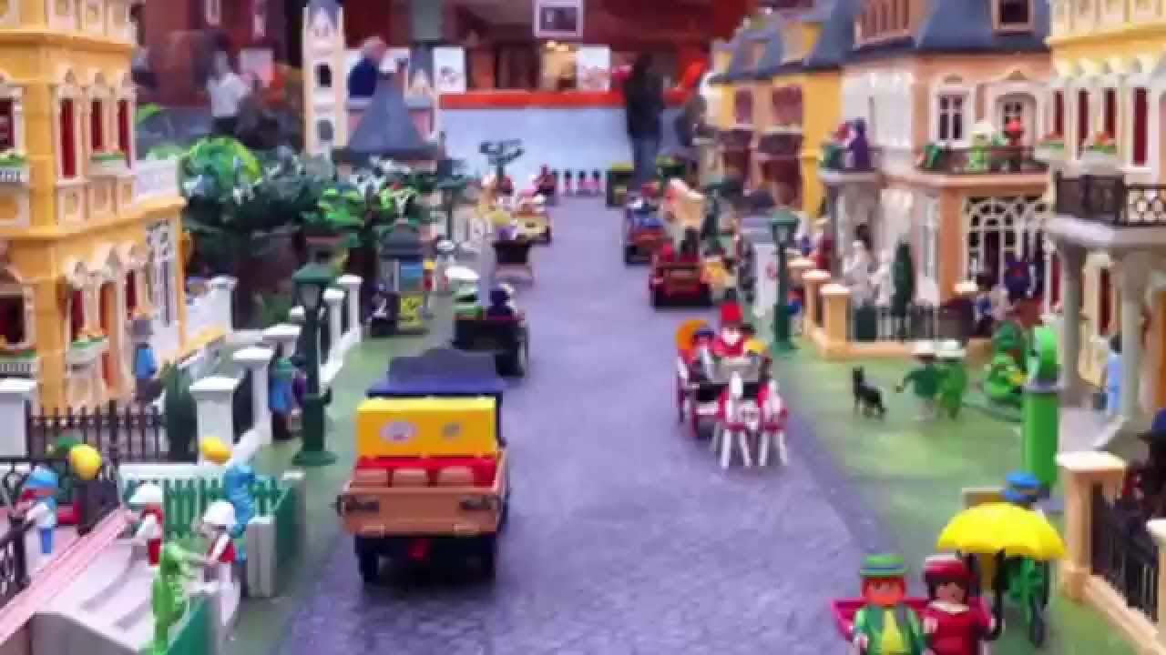 Playmobil disney village