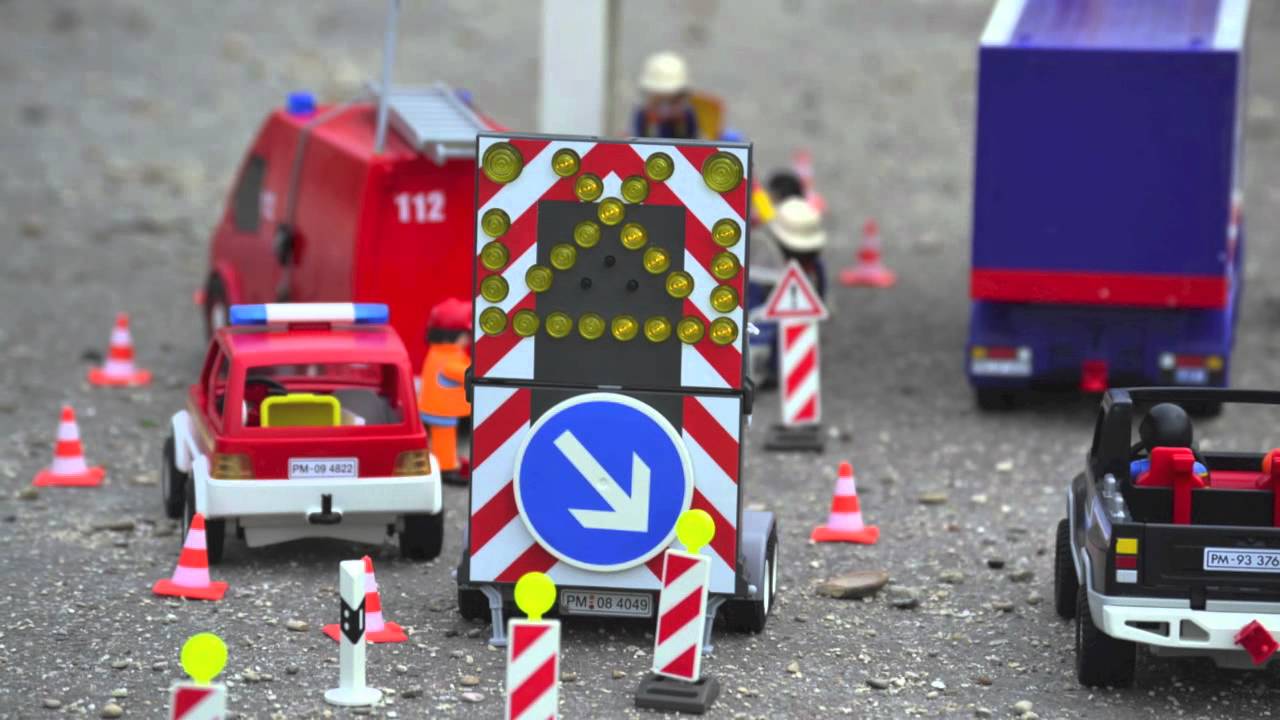 Playmobil police dessin animé français