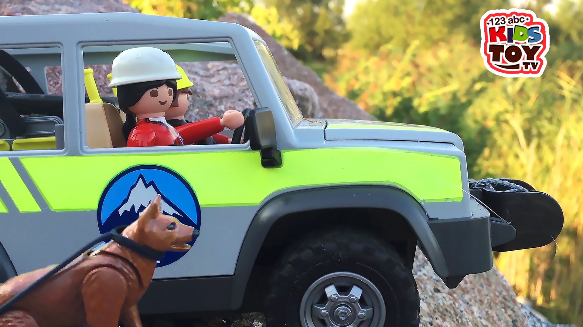 Commissariat de police playmobil king jouet