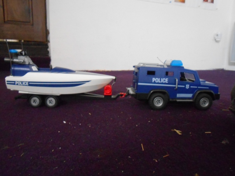 Playmobil 5187 city action fourgon et vedette de police