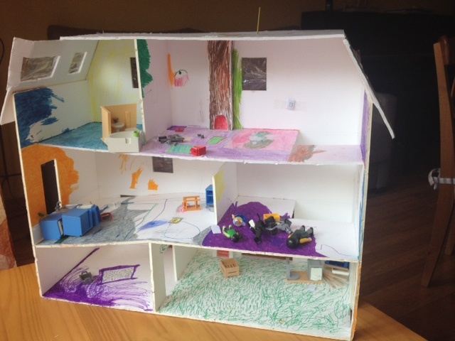 Playmobil maison en carton