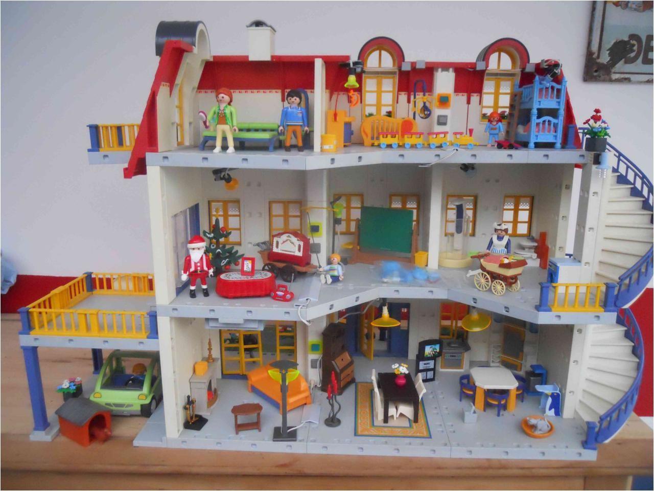 Maison moderne en playmobil