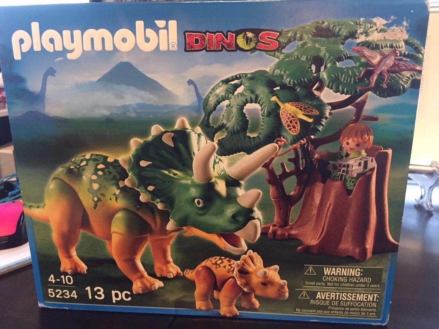 Playmobil 5234 dinos explorer with triceratops and baby dinosaur