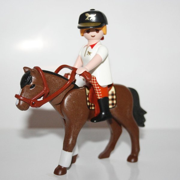 Playmobil cheval et cavaliere