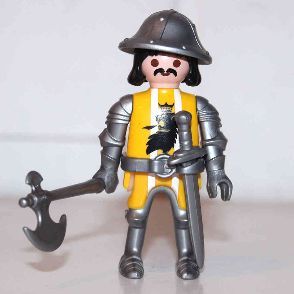 Playmobil pompier avec hache