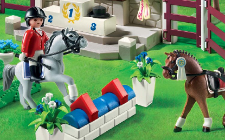 Playmobil chevaux de course