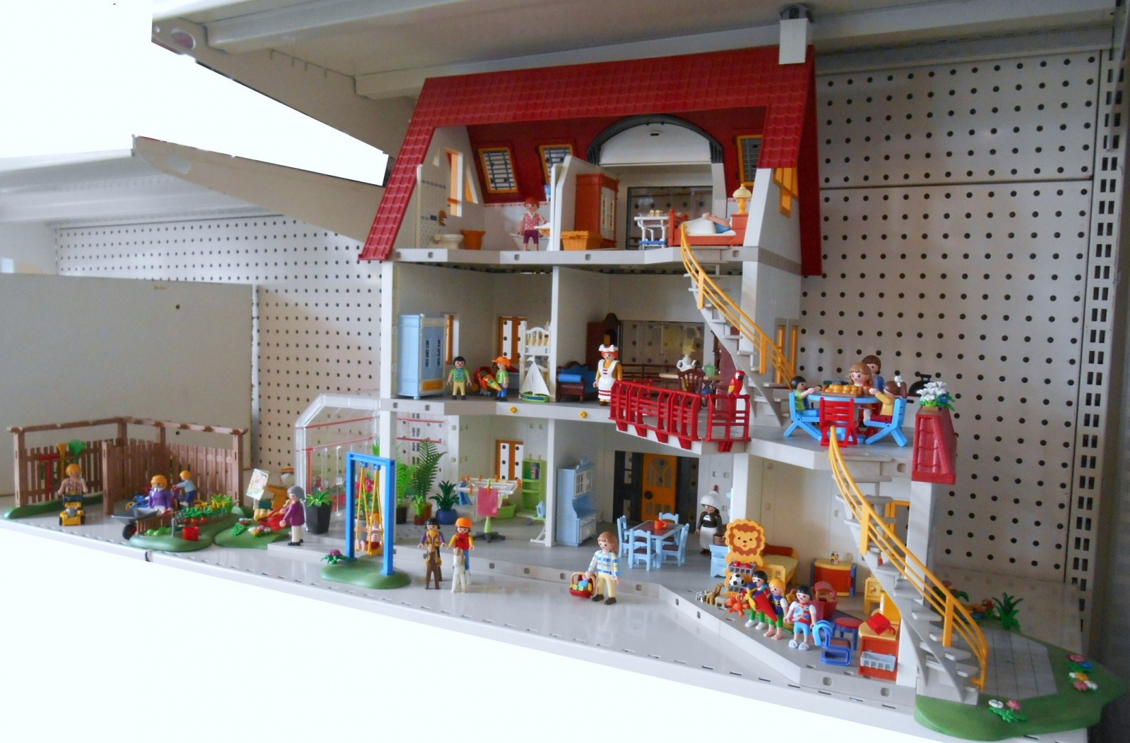 Ajout maison moderne playmobil