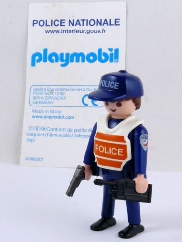 Playmobil policeman