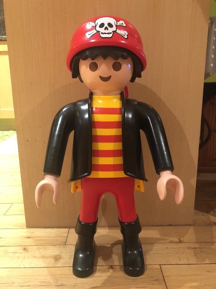 Figurine playmobil pirate xxl