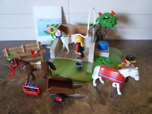 Playmobil box lavage chevaux
