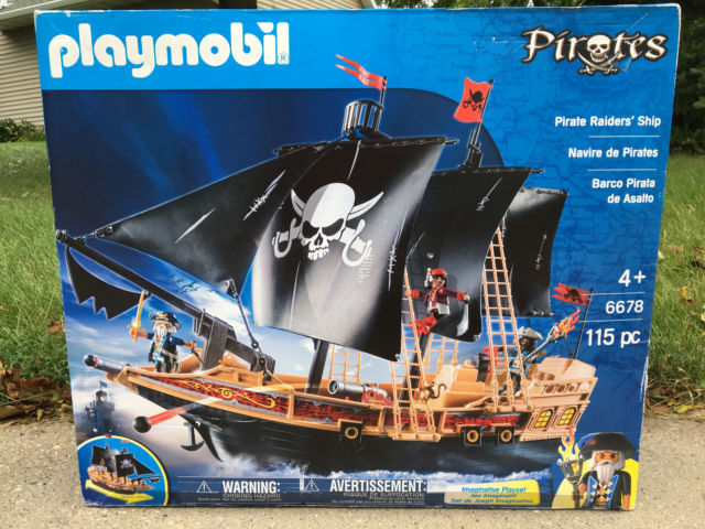 Playmobil pirate raiders' ship playset