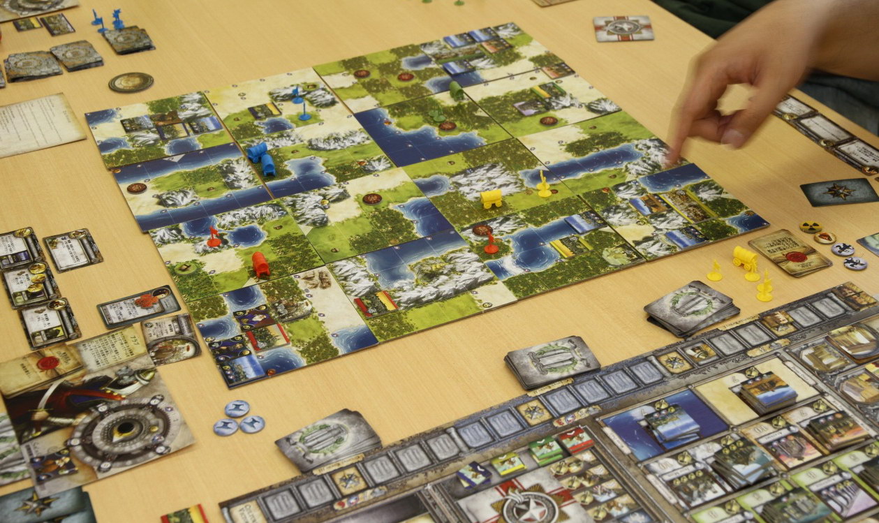 Jeux de plateau société