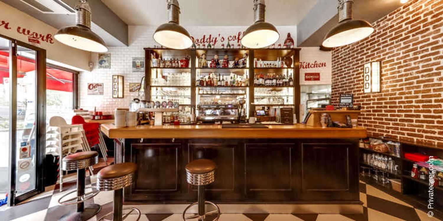 Bar jeux de société versailles